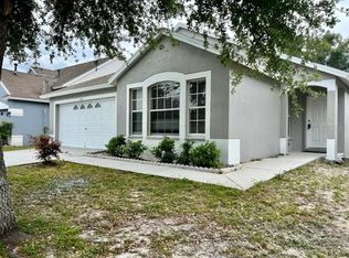 24842 Siena Dr, Lutz, FL 33559