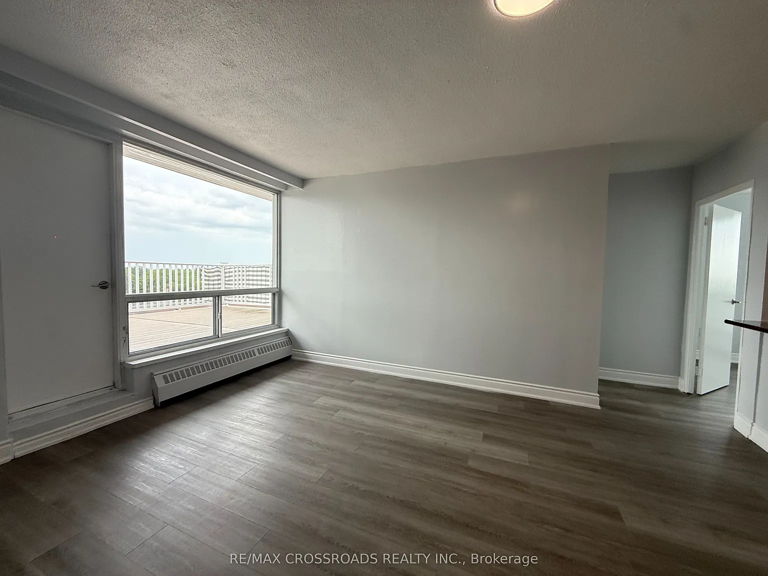 2 bed, $2,345 — Photo 3