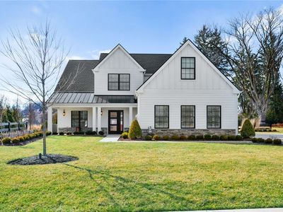 1002 Mitchell Dr, Mc Kees Rocks, PA, 15136