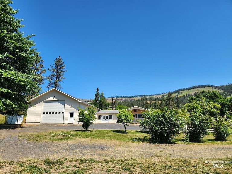 Listing photo