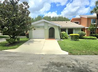 20975 Del Casa Dr, Boca Raton, FL 33433