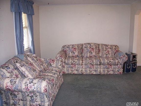 3rd image of 191 109th Ave