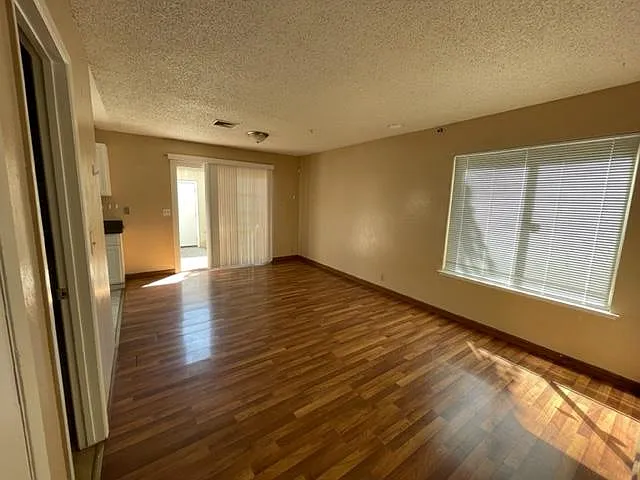 4338 Planet Cir — Photo 1