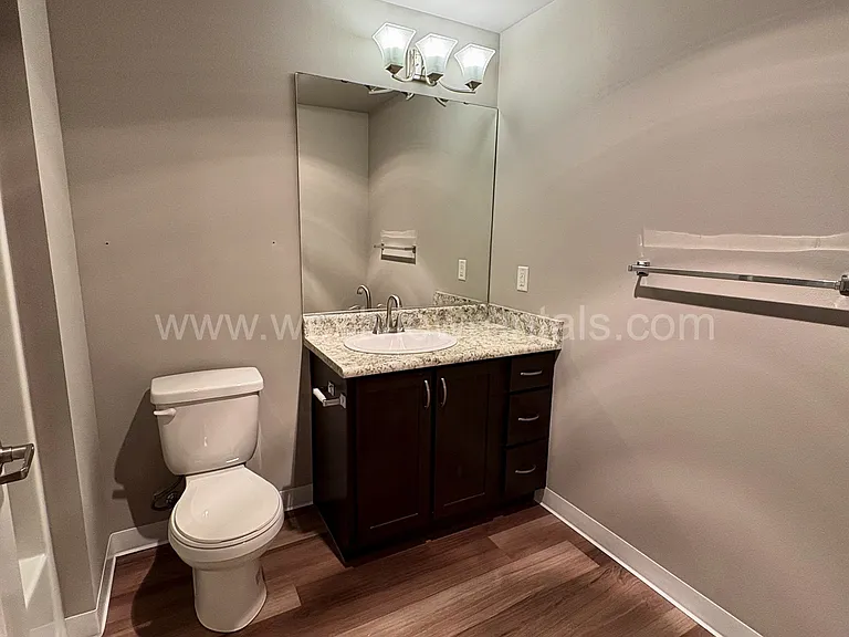 1010 Railroad Ave — Photo 361