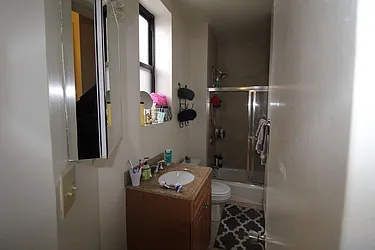 Rented by Mossanen Group