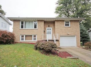 2826 Marcella Dr, Decatur, IL 62521