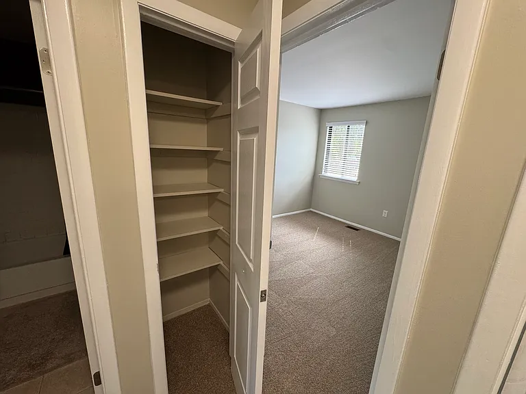 37 Rockwell Ct — Photo 21