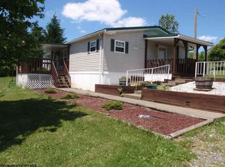 1163 Fields Creek Rd, Independence, WV 26374