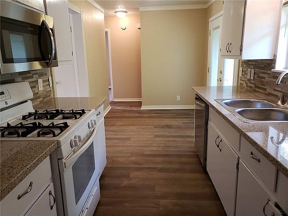 5th image of 5812 Blythewood Dr