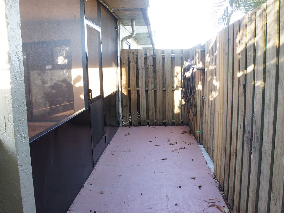 1st image of 4892 NW 95th Ave