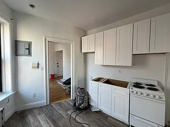 Rented by KNOCKKNOCK LLC