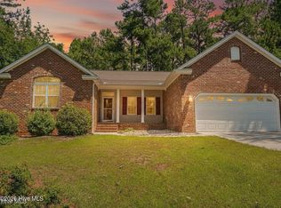 4 Carson Way, Pinehurst, NC 28374