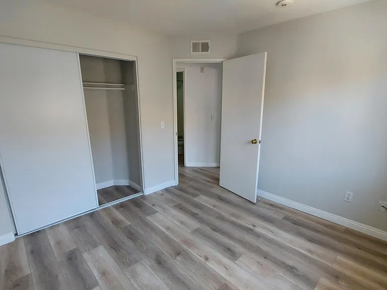 10278 Wateridge Cir #236 — Photo 16