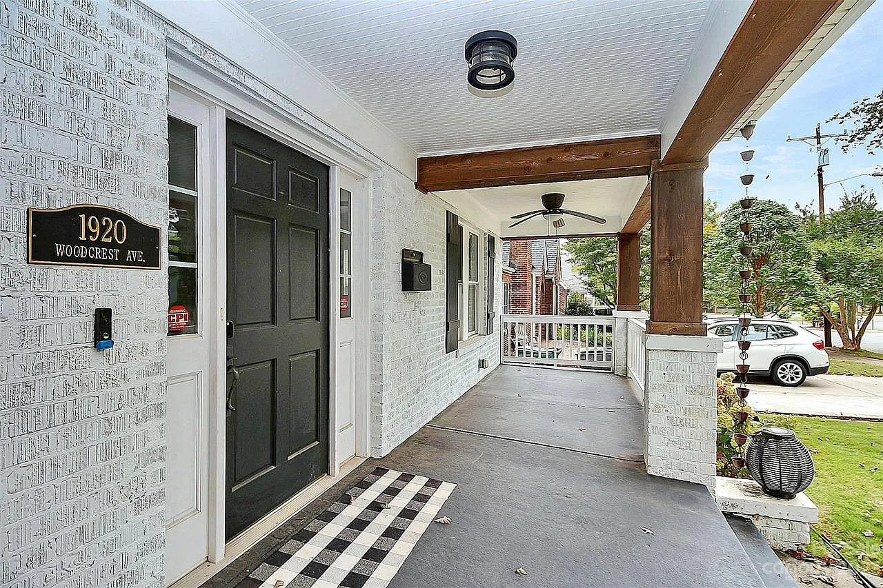 1920 Woodcrest Ave — Photo 4