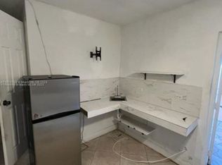180 NW 67th Ave #1, Miami, FL 33126