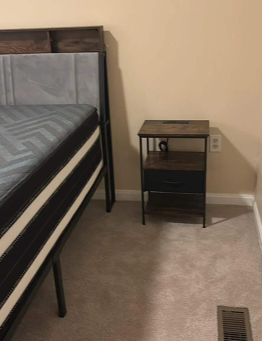 3 bed, 1890 sqft, $980 — Photo 3