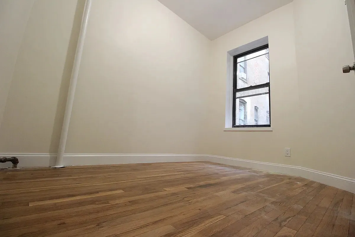 192 Claremont Avenue — Photo 4