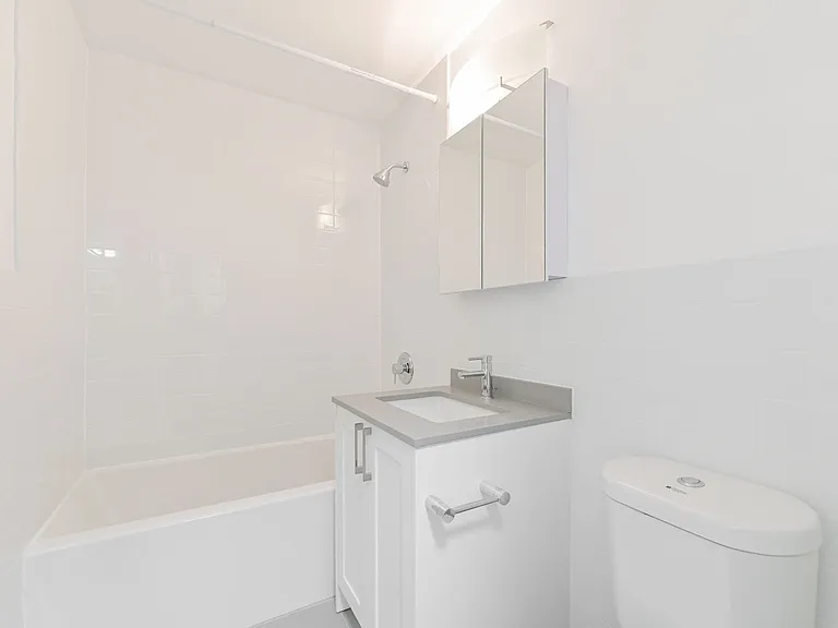 60 Gloucester St #101 — Photo 12