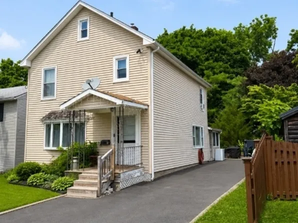 9 Chestnut St, Sussex Boro, NJ 07461