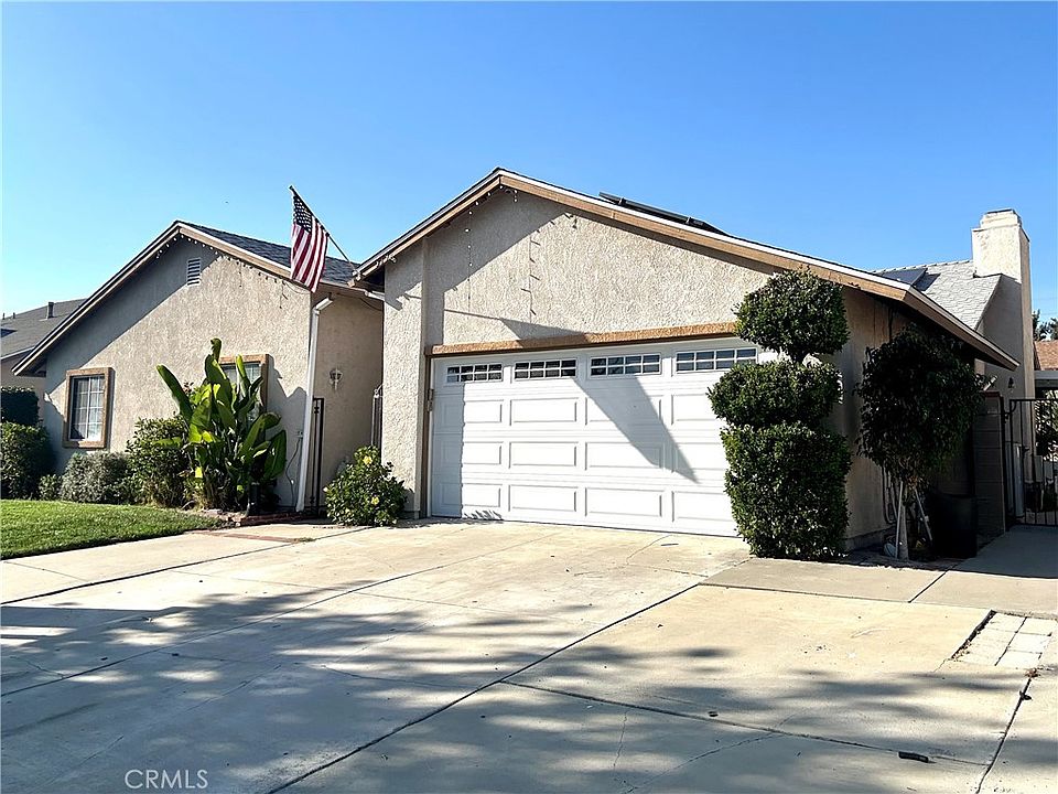 1st image of 3798 Honeysuckle Dr