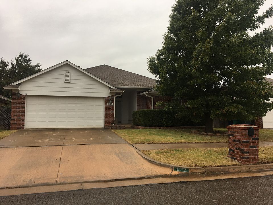 1st image of 16221 Seminole Dr