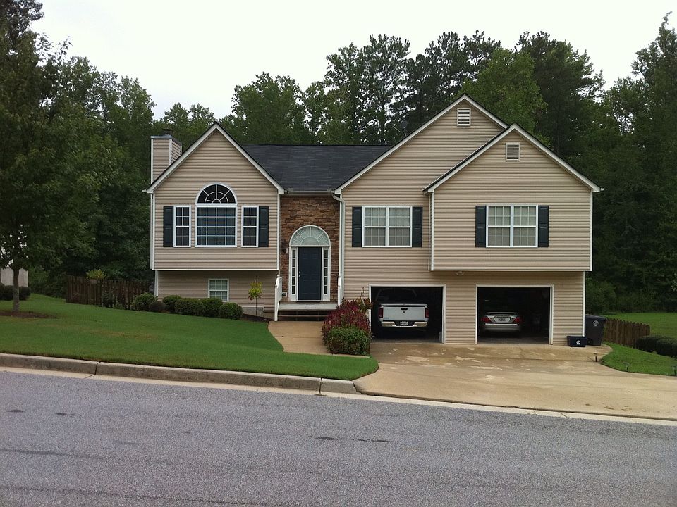 7253 Brittany Way