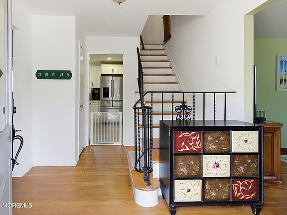 5th image of 24 Livingston Drive