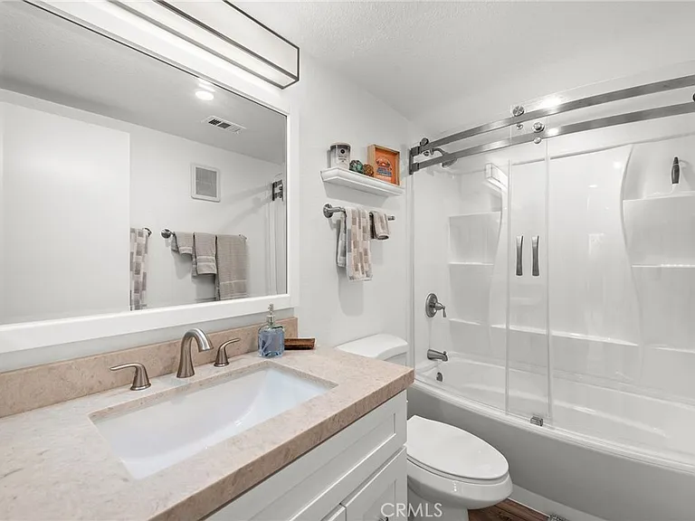 68 Corniche Dr #C — Photo 19