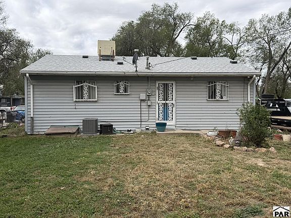 3rd image of 2608 Poplar St