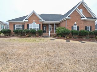 1033 Newburgh Cir, Raleigh, NC 27603