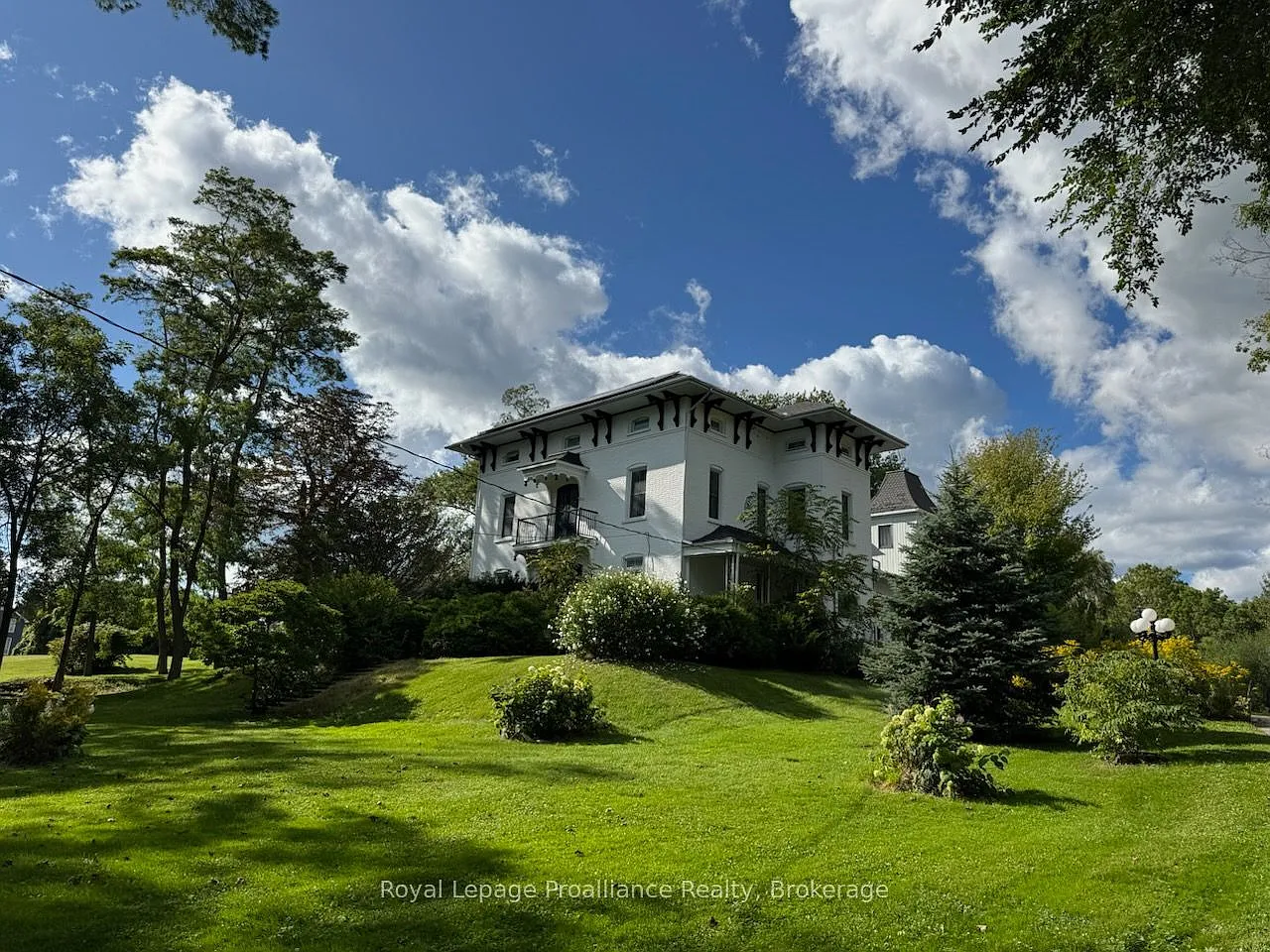 5 bed, $3,600 — Photo 4