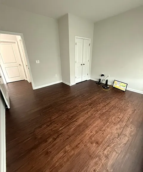 2705 Spring Valley Dr — Photo 7