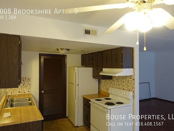 3rd image of 1008 Brookshire Ct APT 9