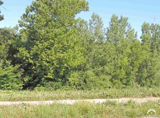 2022 E 17th St, Lawrence, KS 66044