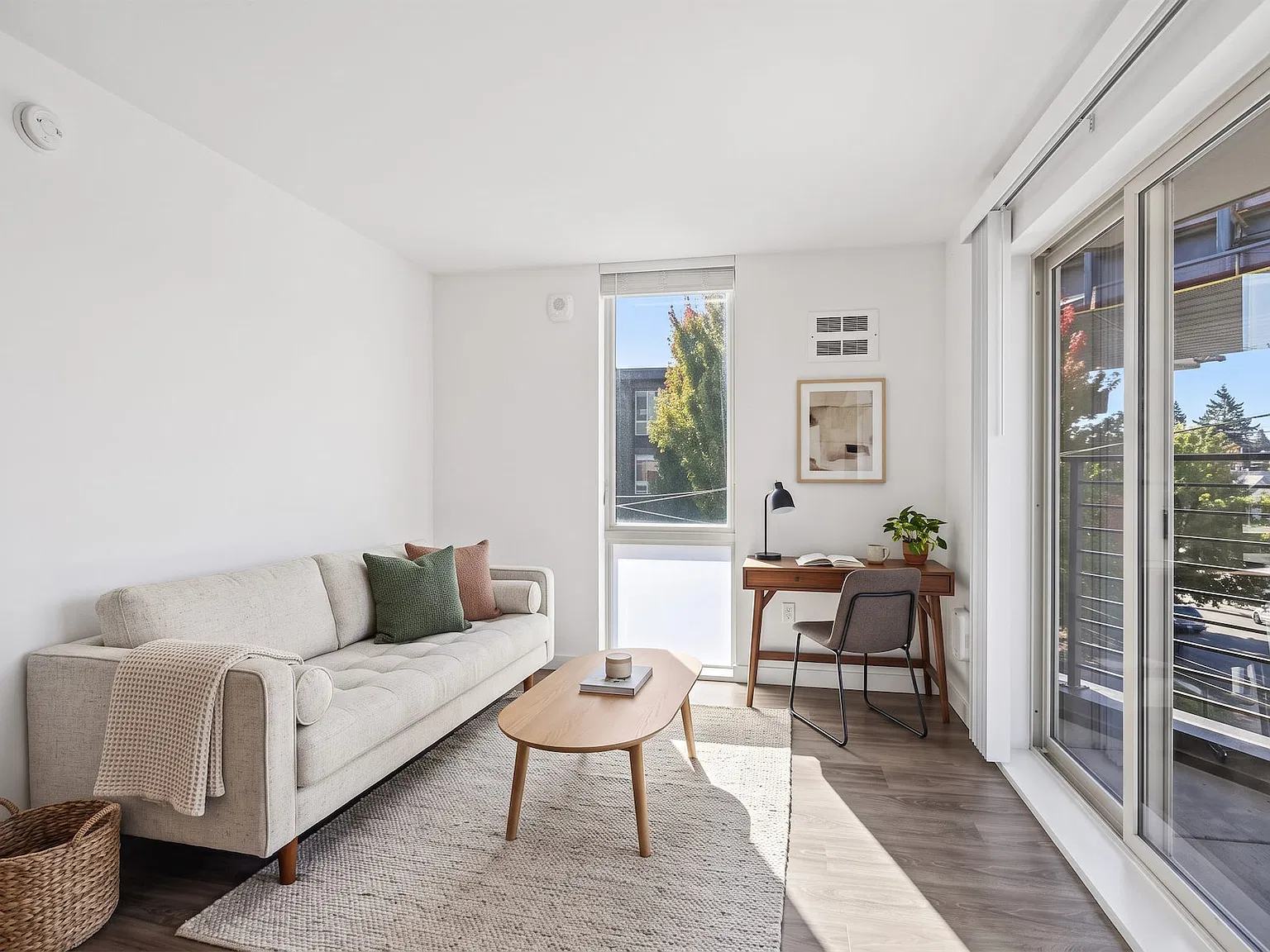 Odessa Apartments — Photo 4