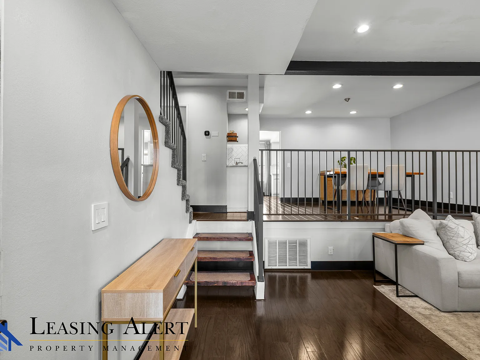 2 bed, 2.5 bath, 1361 sqft, $3,000 — Photo 4