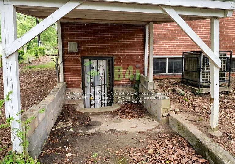 324 Macedonia Rd SE — Photo 21
