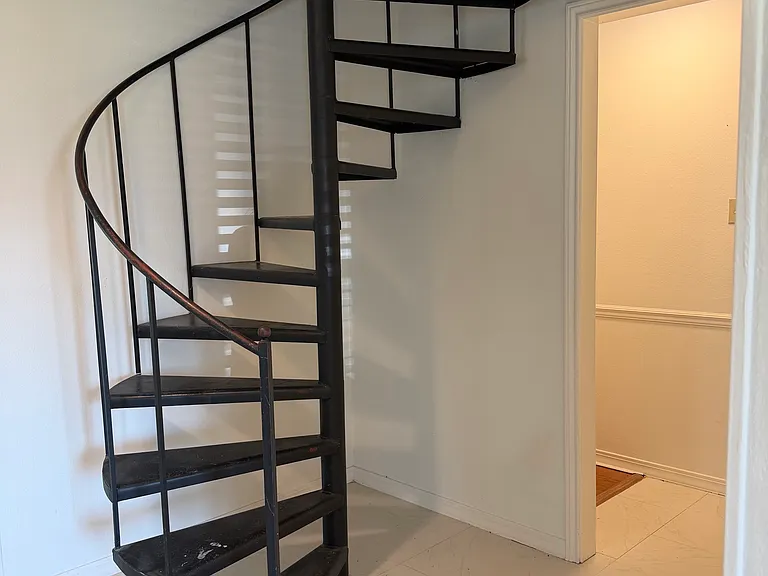 48 Traminer Dr — Photo 17