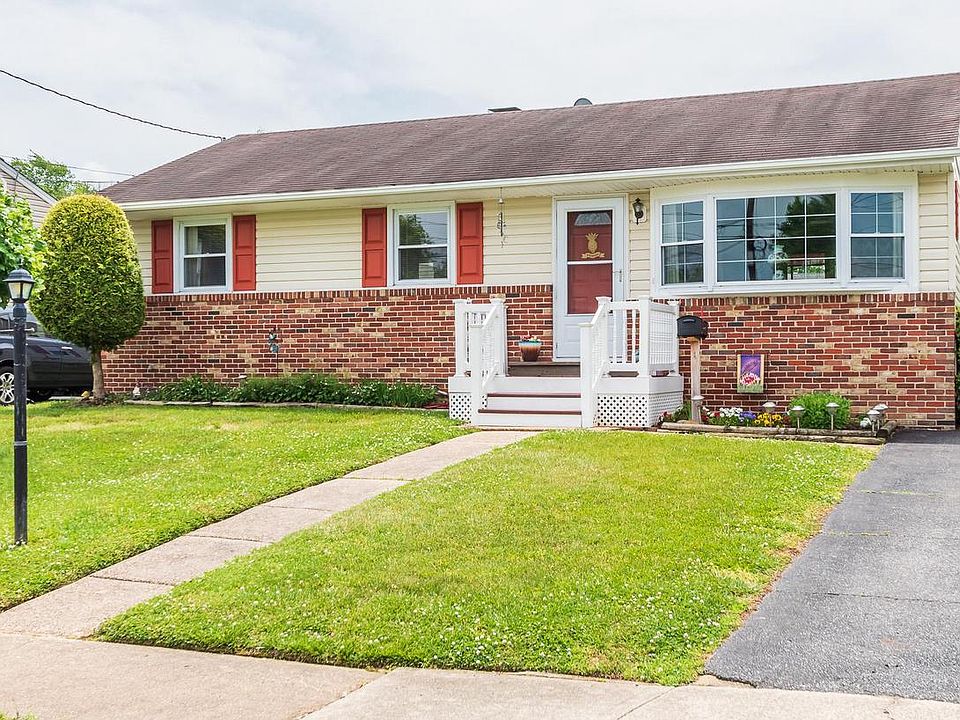 1st image of 533 Pritchard Dr