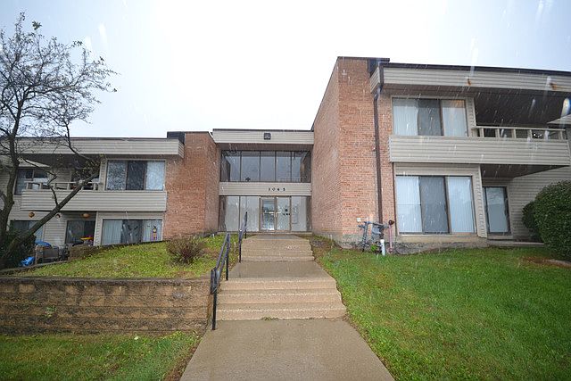 1st image of 1065 N Sterling Ave APT 213