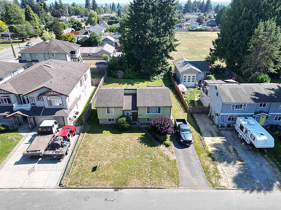 2nd image of 32174 Sandpiper Pl