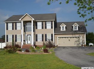 2580 Troy Ln, Gadsden, AL 35903