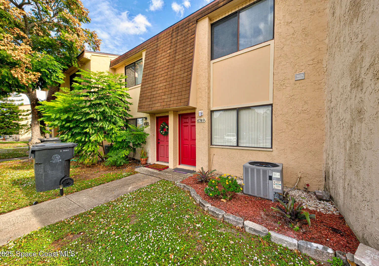 2 bed, 1.5 bath, 1140 sqft, $1,500 — Photo 3