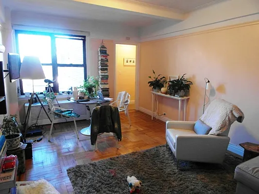 Rented by Citi Habitats | media 8