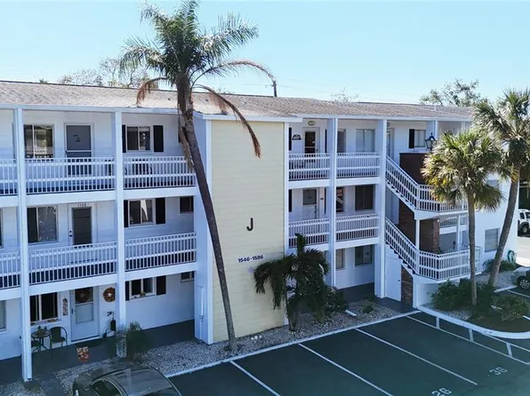 1582 Pleasant Rd #J35, Bradenton, FL 34207