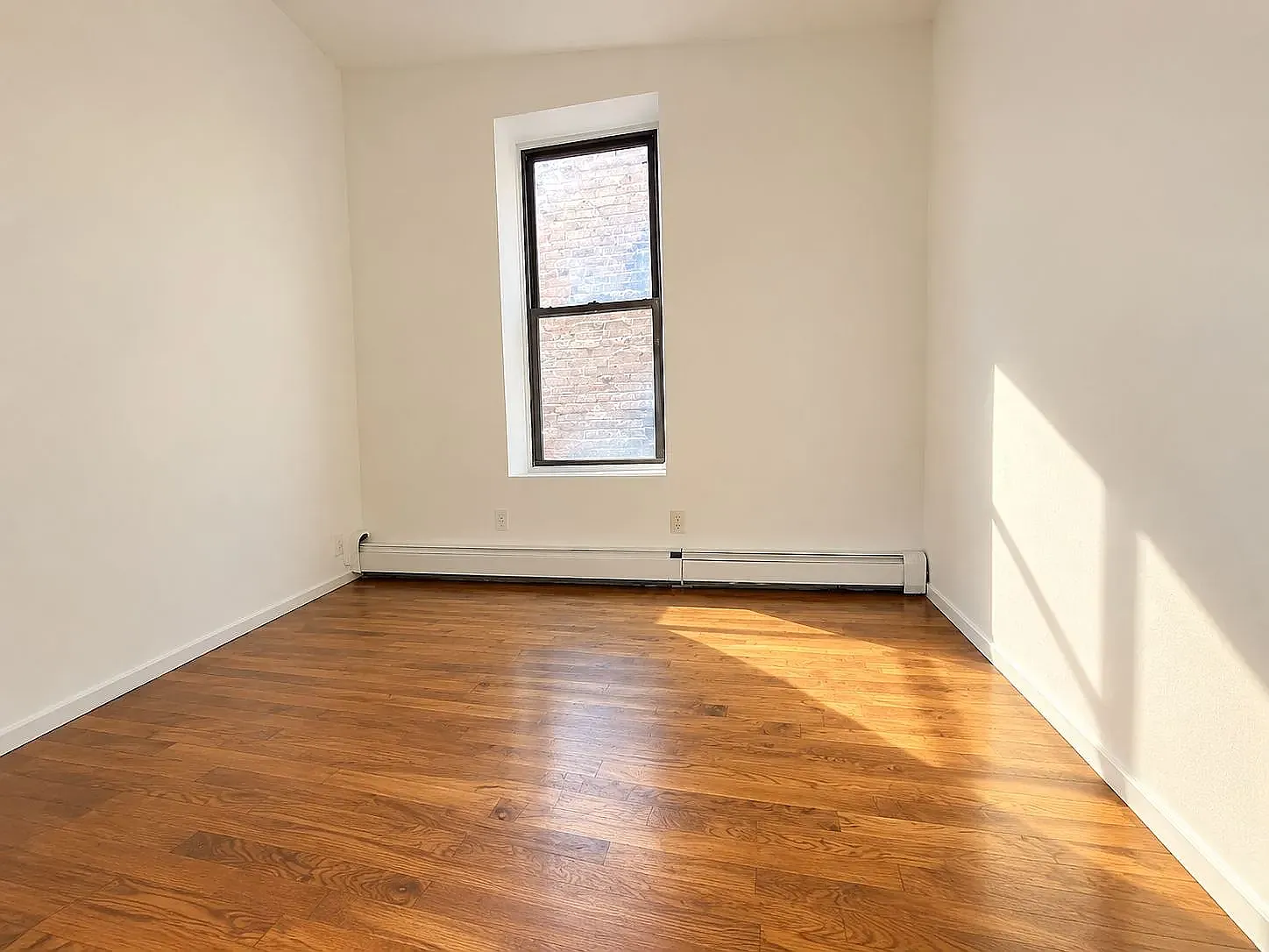 270 Throop Avenue — Photo 3