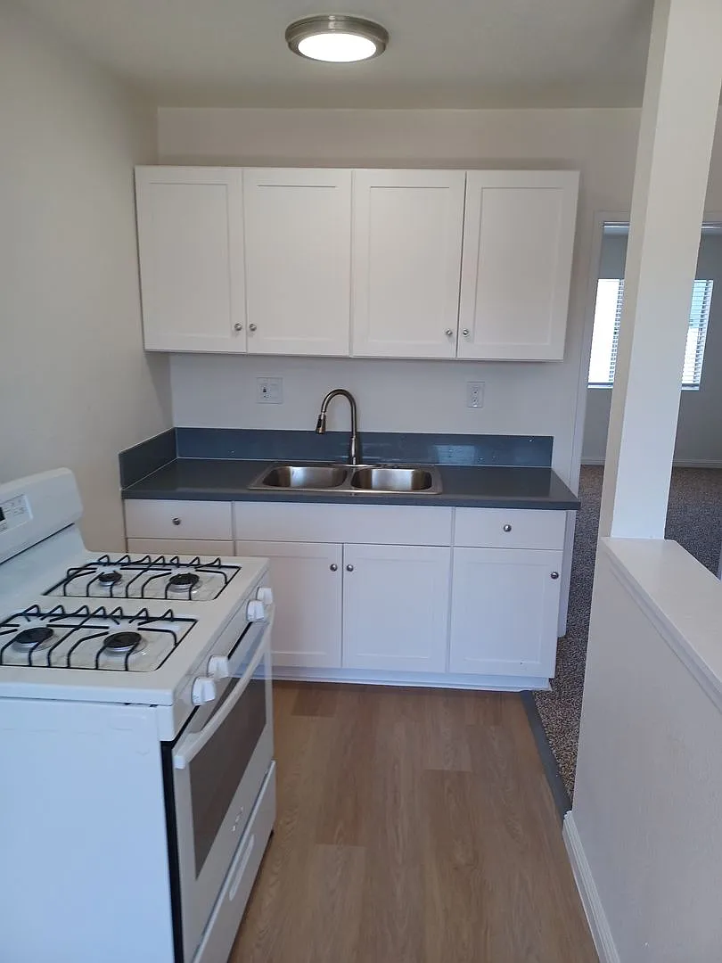12511 Morningside Ave — Photo 1
