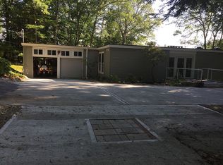 255 Codfish Falls Rd, Mansfield, CT 06268