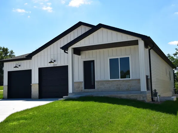 1311 36th St, Lincoln, NE 68522