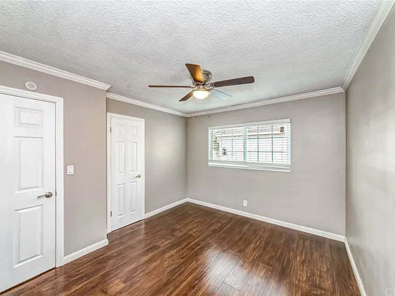 10312 Miranda Ave — Photo 11